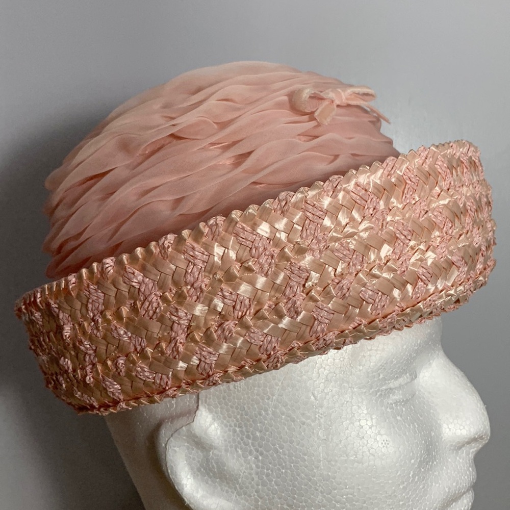 Vintage pink Ladies Hat Straw Fabric Union Made USA